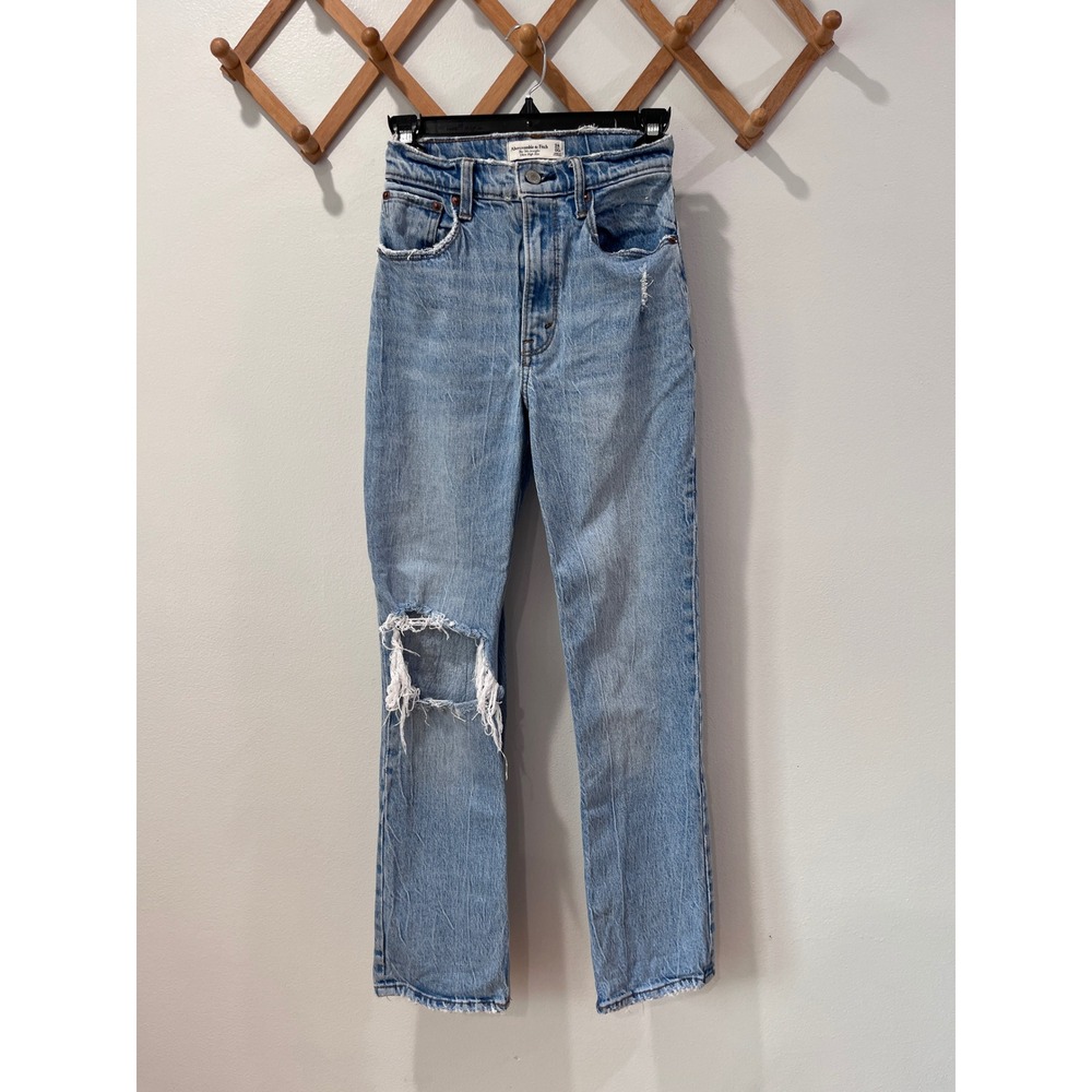 Abercrombie & Fitch Curve Love 90s Straight Ultra High Rise Distressed Jeans 24